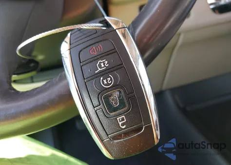 2019 Lincoln Navigator Reserve from USA, damaged, VIN 5LMJJ2LT2KEL10037